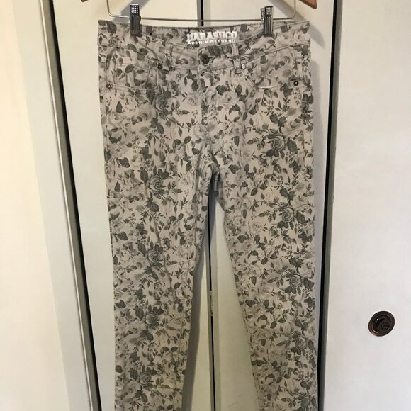 Parasuco Denim Legend Ladies Jeans Size 8 NEW WITHOUT TAGS - Picture 1 of 2